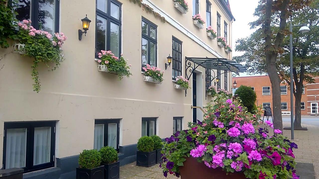 Park Hotel & Vinbar Frederikshavn Exterior photo